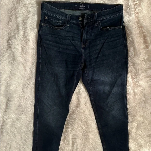 Men’s Hollister Jeans—LIKE NEW—Three Pair LOT - Picture 4 of 7